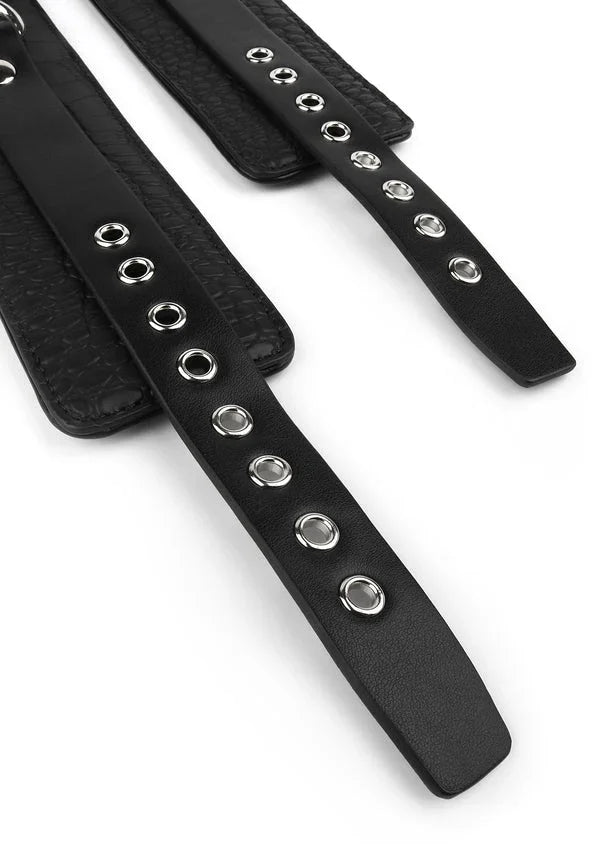 24031_BLACK_05 | bestel discreet online bij Happytoys, de erotische webshop geleid door een vrouw.