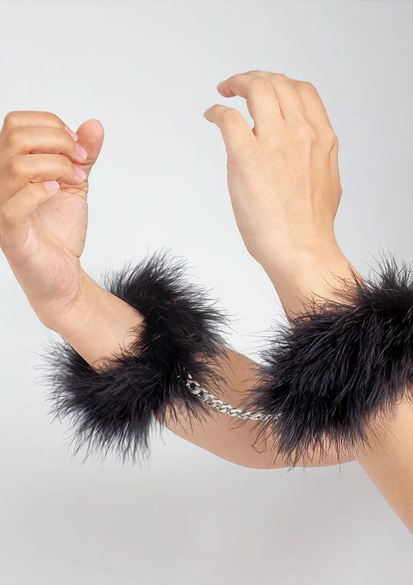 44330_BLACK_01 | bestel discreet online bij Happytoys, de erotische webshop geleid door een vrouw.