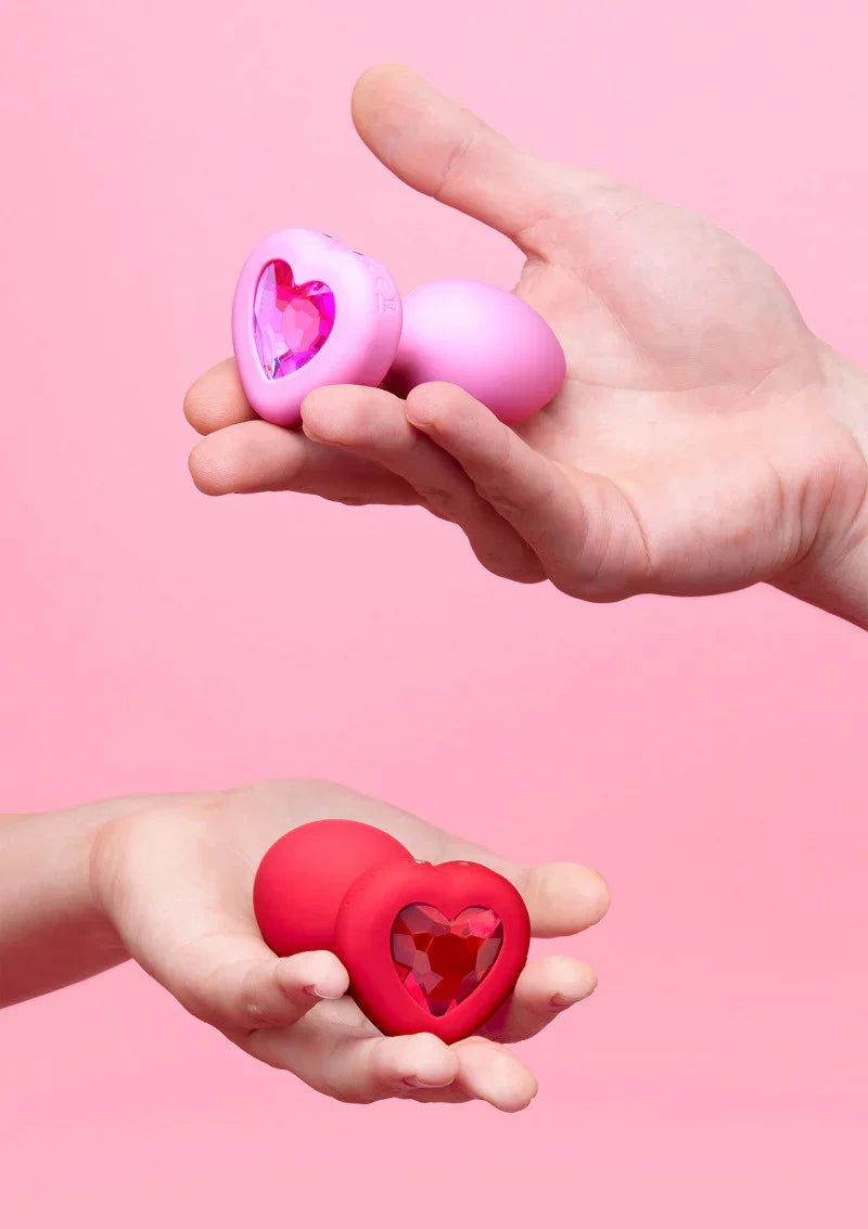 Vibrating Heart Plug S/M by B-Vibe - Happytoys Sexshop: Toys for Feeling Happy & Easy 😊 - Discreet geleverd