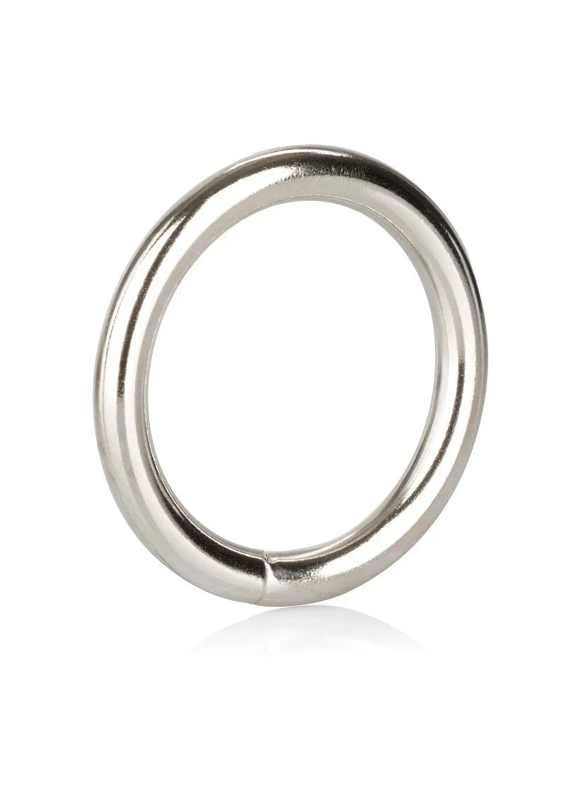 Silver Ring - Medium by CalExotics - Happytoys Sexshop: Toys for Feeling Happy & Easy π - Discreet geleverd