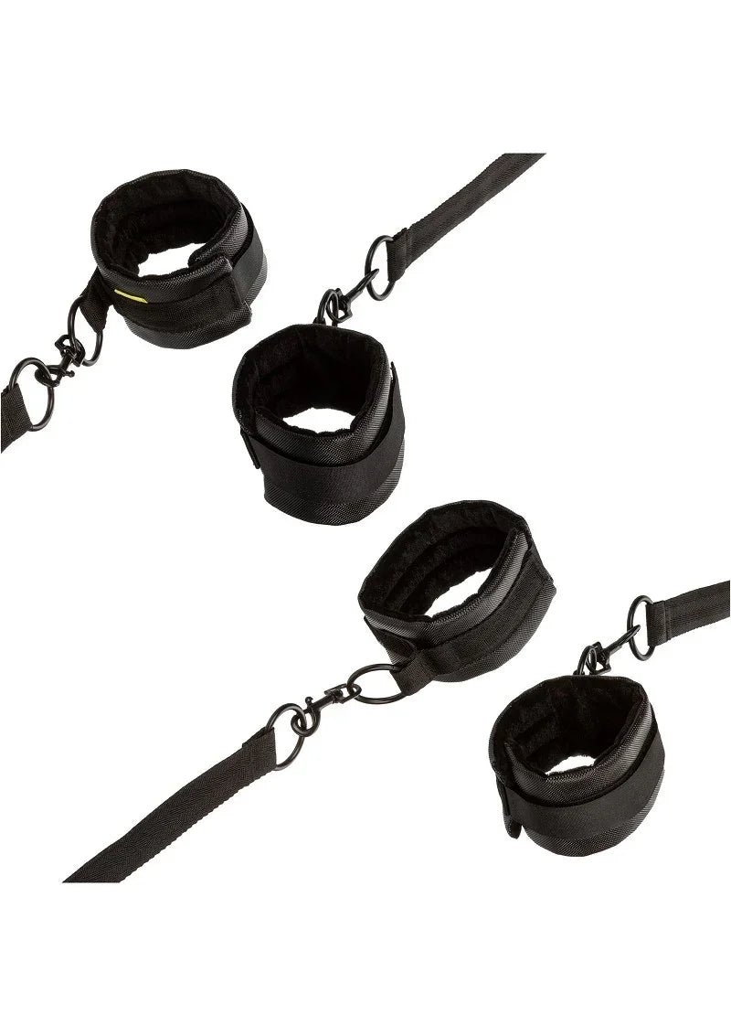 Boundless Bed Restraint by CalExotics - Happytoys Sexshop: Toys for Feeling Happy & Easy 😊 - Discreet geleverd