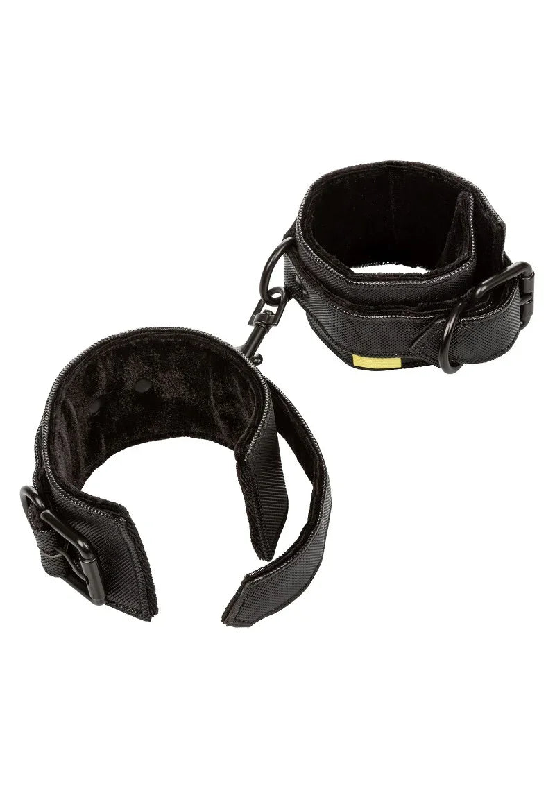 Boundless Wrist Cuffs by CalExotics - Happytoys Sexshop: Toys for Feeling Happy & Easy 😊 - Discreet geleverd