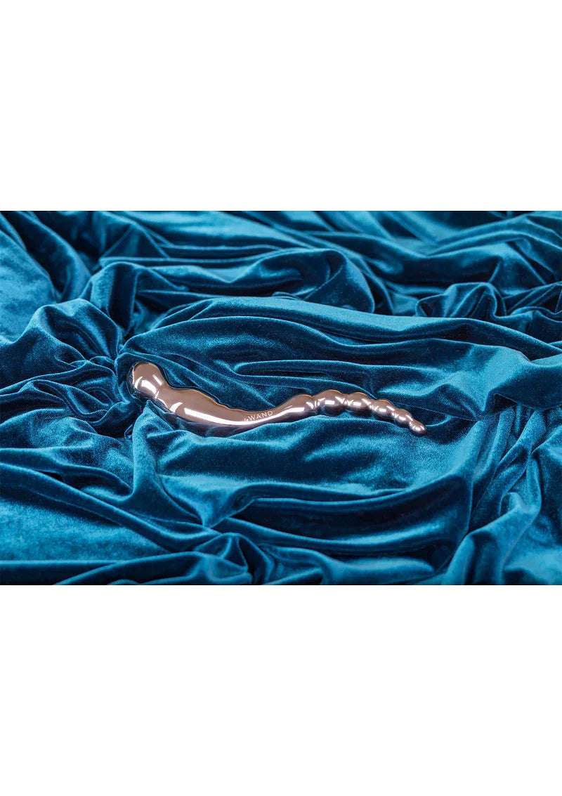 β Le Wand Chrome Swerve - Happytoys Sexshop: Toys for Feeling Happy & Easy π - Discreet geleverd