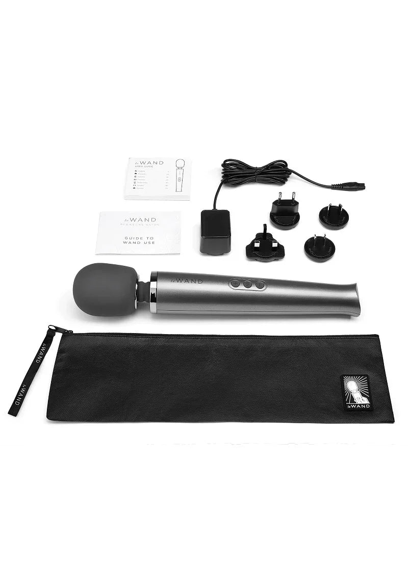 Rechargeable Massager Grey by Le Wand - Happytoys Sexshop: Toys for Feeling Happy & Easy 😊 - Discreet geleverd