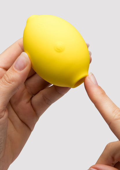 Lemon Crush airpressure vibrator by Romp