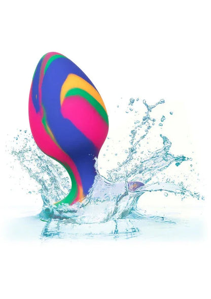 Cheeky Medium Tie-Dye Plug by CalExotics - Happytoys Sexshop: Toys for Feeling Happy & Easy 😊 - Discreet geleverd