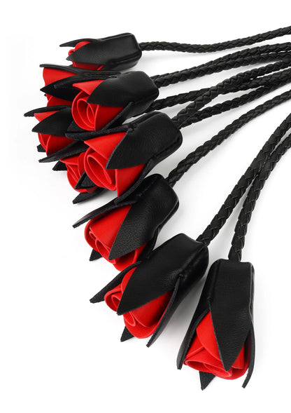 Beste vandaag nog: Masters Real Leather Roses Whip by Hidden Desire - bij Happytoys Sexshop: Toys for Feeling Happy & Easy 😊