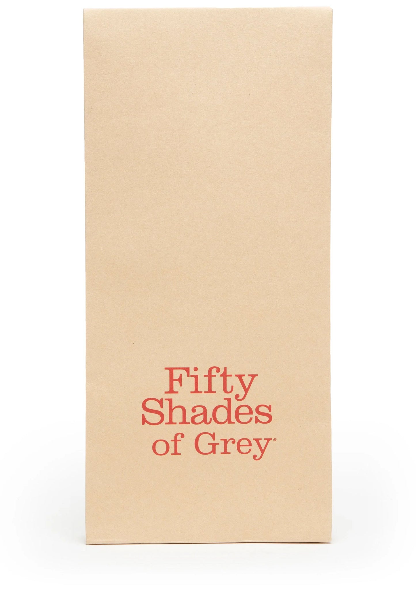 Beige doos met rode “Fifty Shades of Grey”-tekst