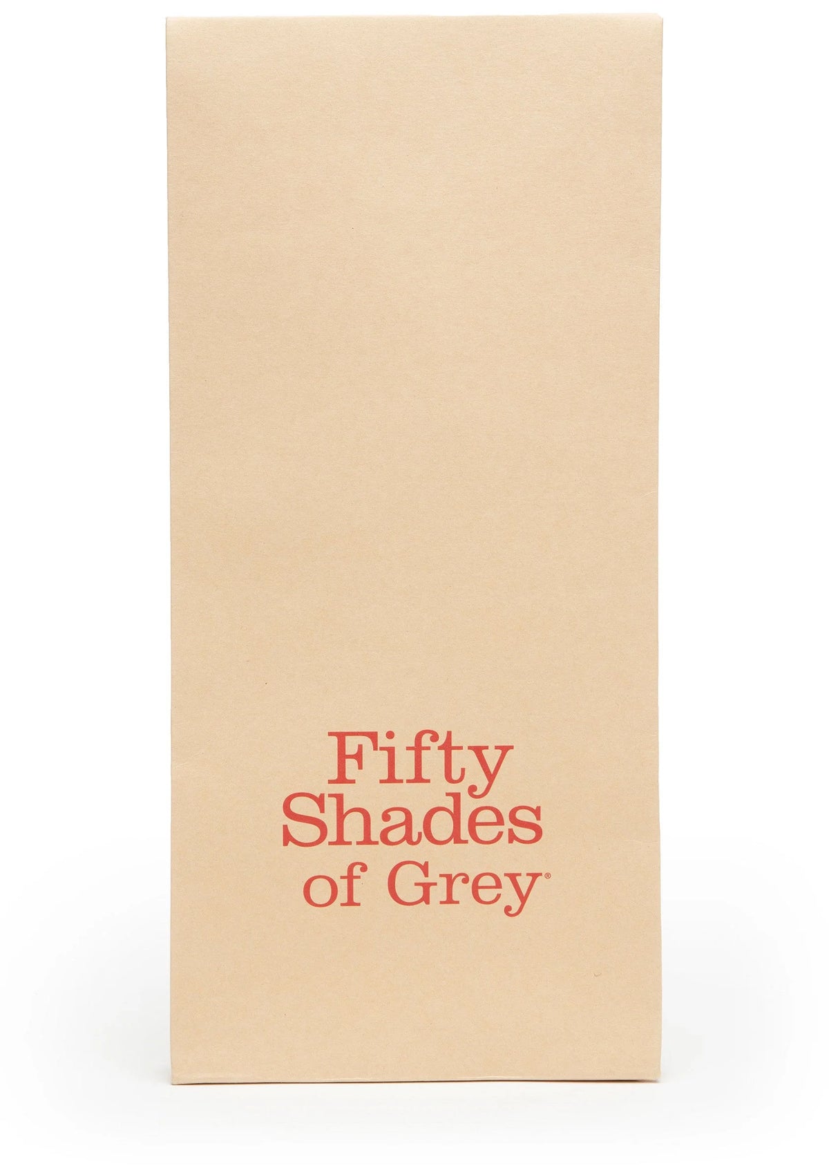 Beige productdoos met rode 'Fifty Shades of Grey' tekst