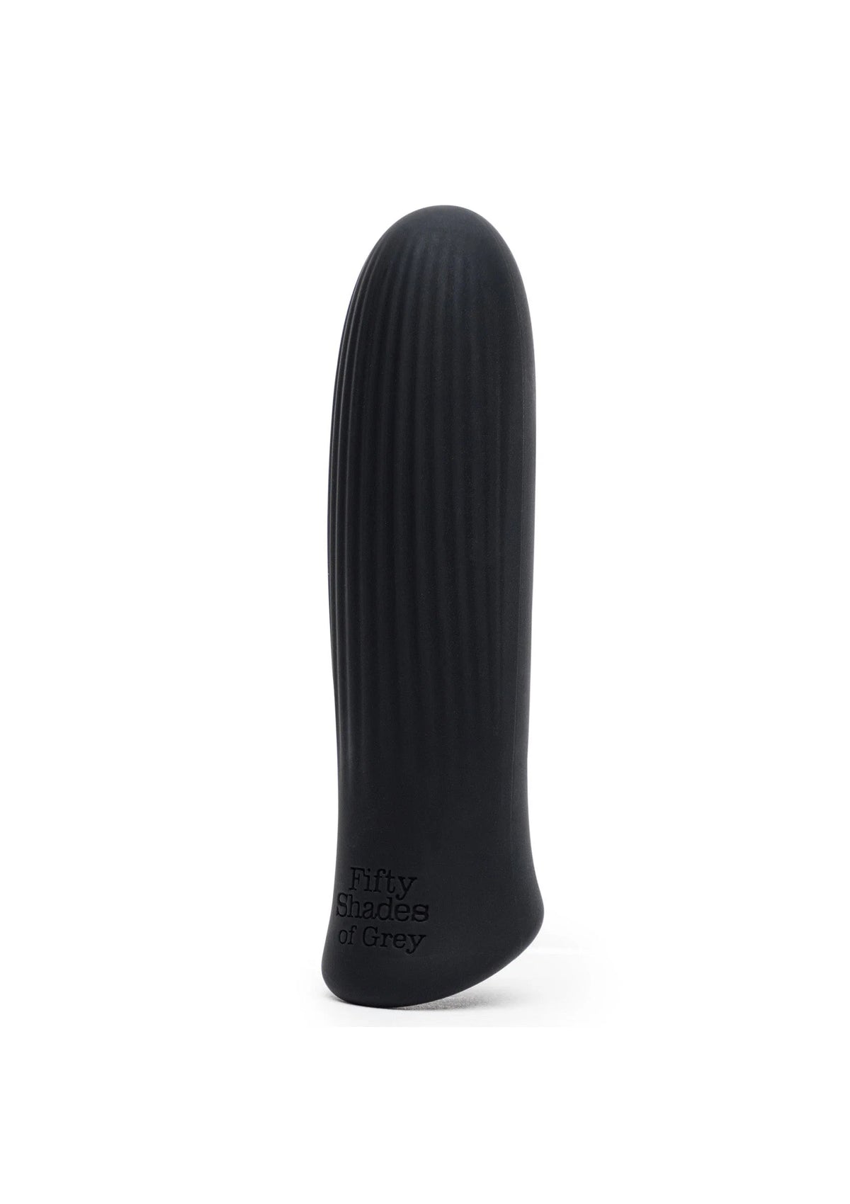Zwarte bullet vibrator met geribbelde schacht en opschrift onderaan
