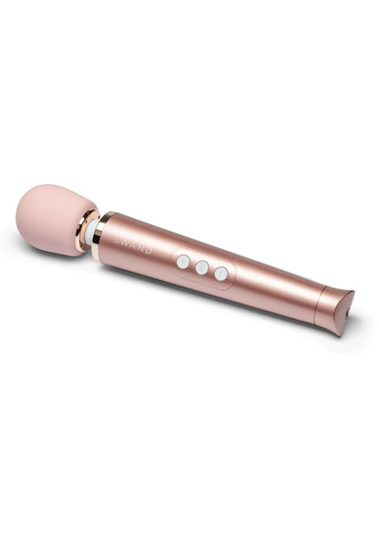 Bestel: Petite Rechargeable Wand Vibrator by Le Wand - bij Happytoys: de erotische sex webshop | liever Happy dan Easy ⭐⭐⭐⭐⭐
