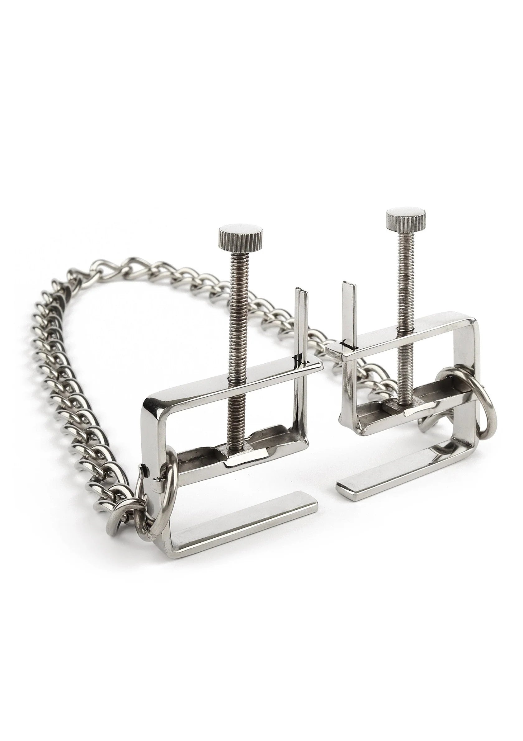 Beste vandaag nog: Press Nipple Clamps With Chain by Mr. Steel - bij Happytoys Sexshop: Toys for Feeling Happy & Easy 😊