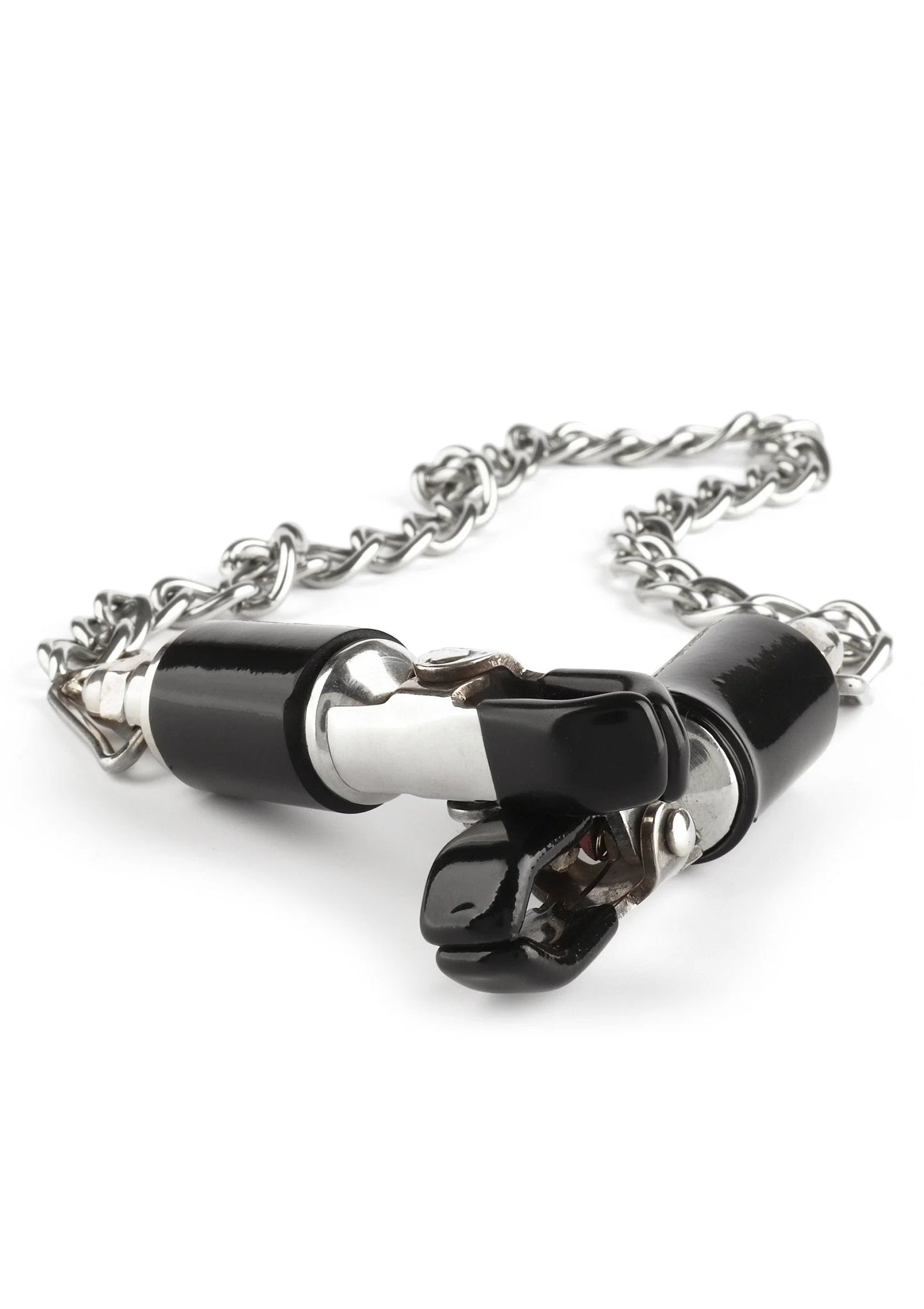 Zwarte en chroom metalen klemmen met ketting, liggend ontwerp