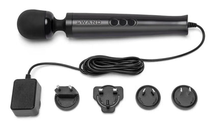 Diecast Plug-In massager by LeWand - Happytoys Sexshop: Toys for Feeling Happy & Easy 😊 - Discreet geleverd