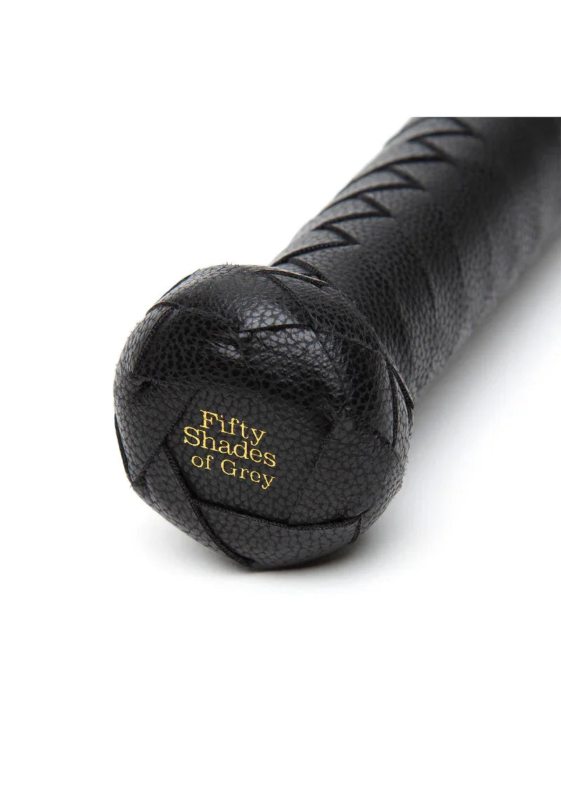 Faux Leather Flogger Fifty Shades Of Grey - Happytoys Sexshop: Toys for Feeling Happy & Easy 😊 - Discreet geleverd