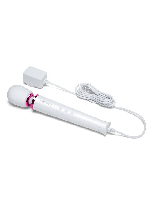 Le Wand Petit Plugin Massager by LeWand