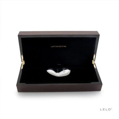 LELO - YVA STAINLESS STEEL VIBRATOR - Happytoys Sexshop: online sex shop for Feeling Happy & Easy 😊 - Discreet geleverd